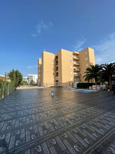 Patio residencial con impermeabilización bituminosa
