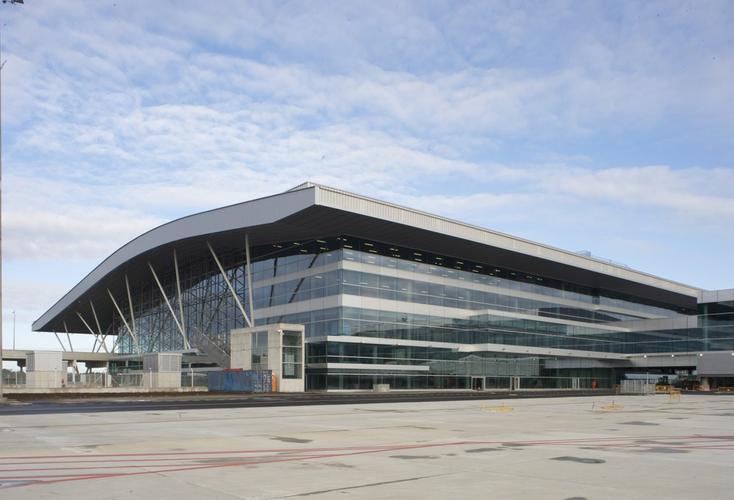La importancia de la acústica en los aeropuertos. Nuestra gama Tecsound