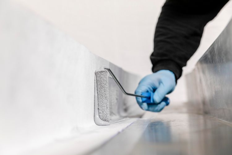 Impermeabilización líquida en puntos singulares: solución eficaz con Alsan® Flashing Quadro