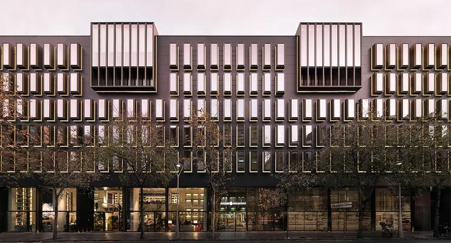 La Arquitectura Acústica del Hotel Seventy en Barcelona: Soluciones de Aislamiento con Tecsound®